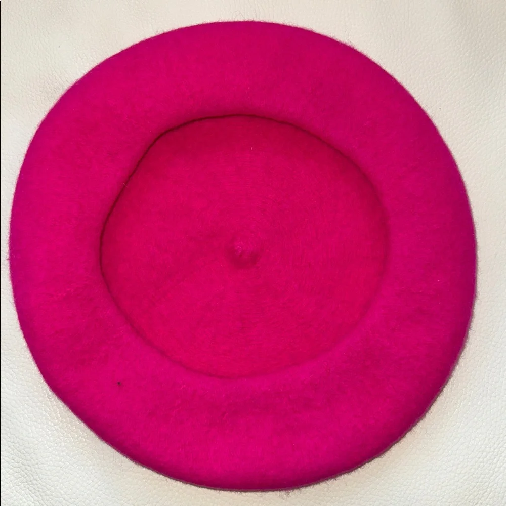 Fuchsia Wool Beret‎
